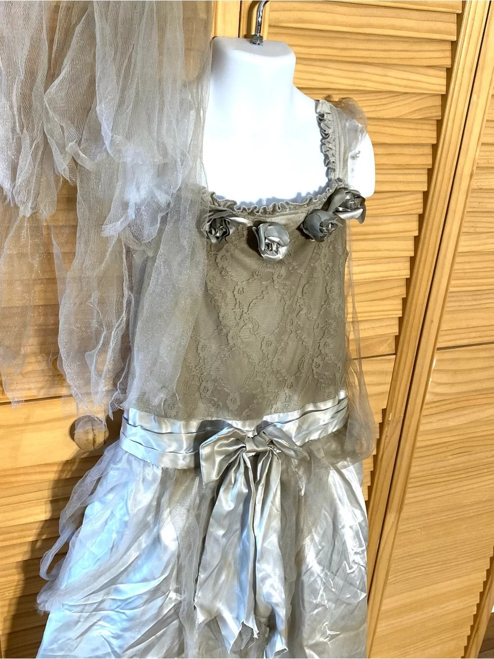 Girl’s Haunted Ghost Bride Halloween Costume Dress with Veil